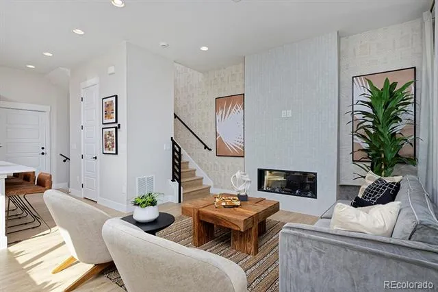 2866 S S. Machebeuf Court Denver, CO 80236