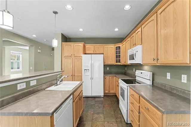 10546 Graymont Lane #B Littleton, CO 80126
