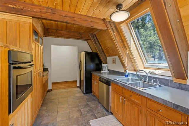 12715 E State Highway 82 Twin Lakes, CO 81251