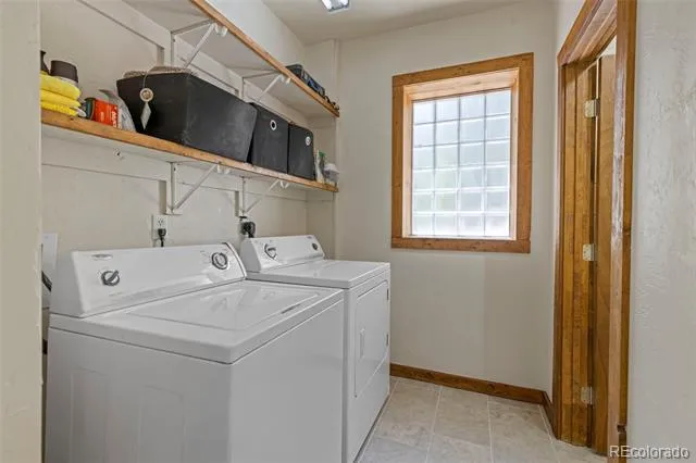 12715 E State Highway 82 Twin Lakes, CO 81251