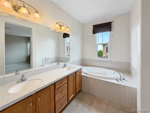 10521 Ashfield Street #4D Highlands Ranch, CO 80126