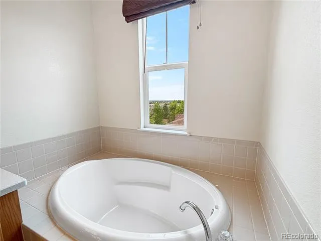 10521 Ashfield Street #4D Highlands Ranch, CO 80126