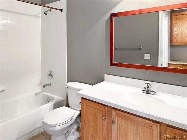 10521 Ashfield Street #4D Highlands Ranch, CO 80126
