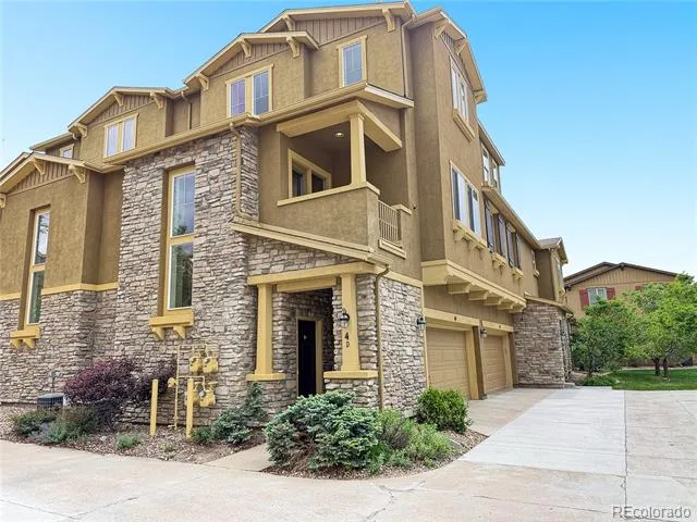 10521 Ashfield Street #4D Highlands Ranch, CO 80126