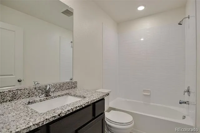 359 Maple Street Bennett, CO 80102