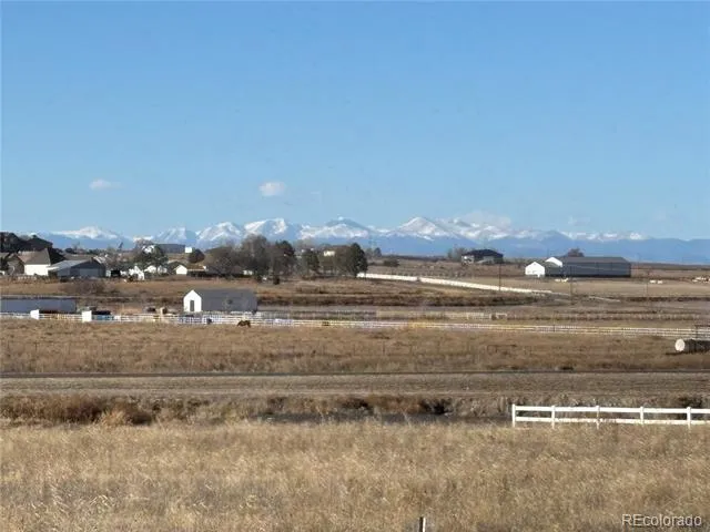 16525 Queensview Street Hudson, CO 80642