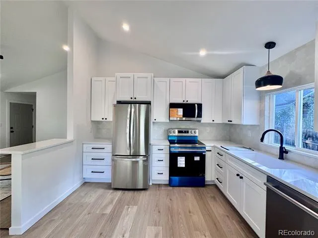 9633 W Elmhurst Place Littleton, CO 80128