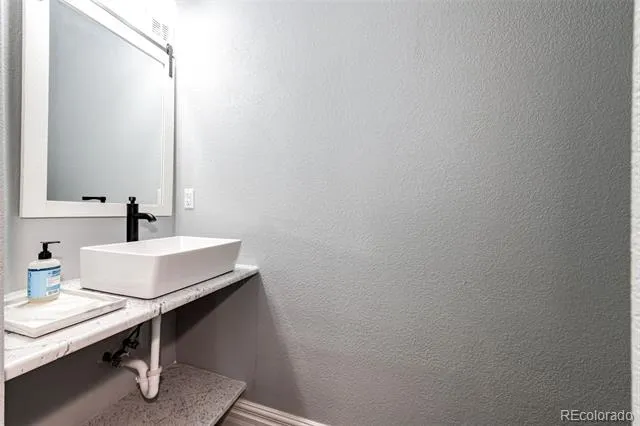 7194 Tenby Way Castle Pines, CO 80108