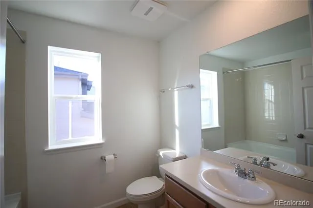 13385 Blue Amber Court Parker, CO 80134