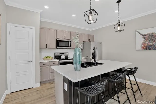 4677 River Highlands Loop Elizabeth, CO 80107