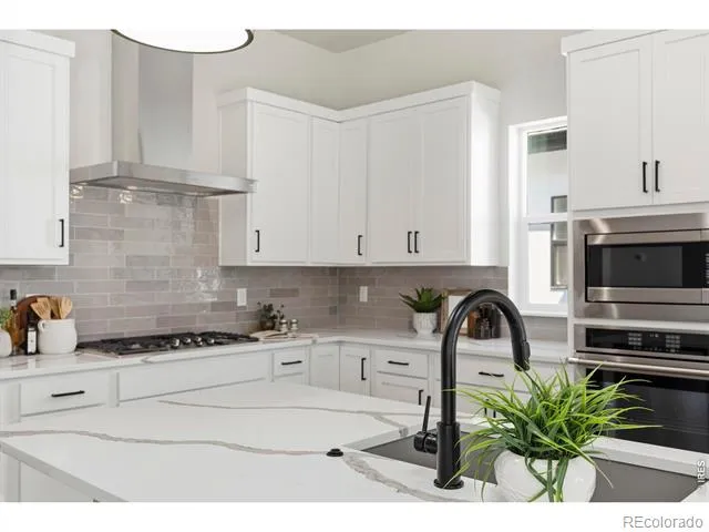 1727 Barefoot Drive Windsor, CO 80550