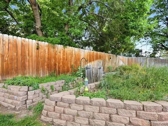 9105 W Bellwood Place Denver, CO 80123