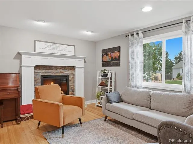 9105 W Bellwood Place Denver, CO 80123