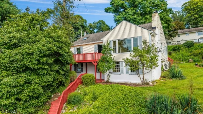 117 Springbrook Trl Sparta, NJ 07871