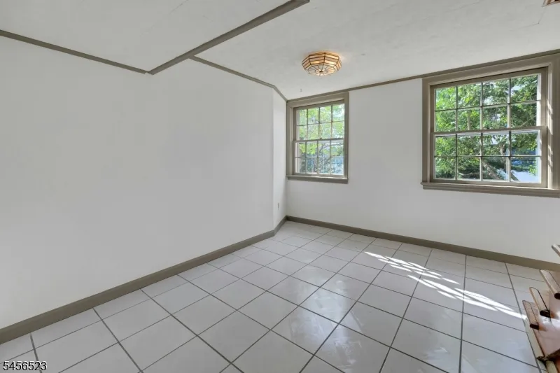 117 Springbrook Trl Sparta, NJ 07871