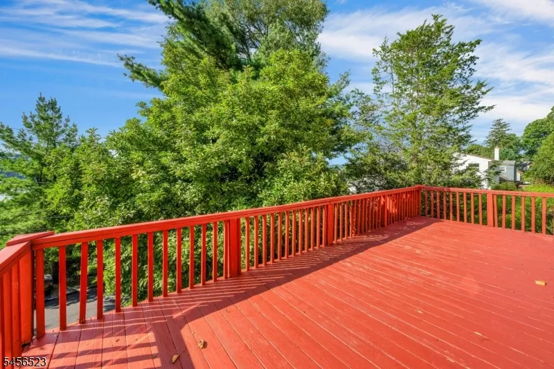 117 Springbrook Trl Sparta, NJ 07871