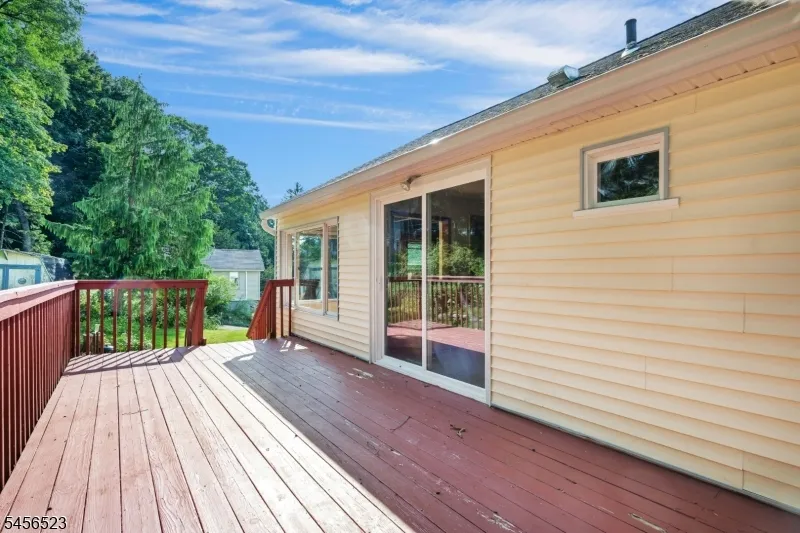 117 Springbrook Trl Sparta, NJ 07871