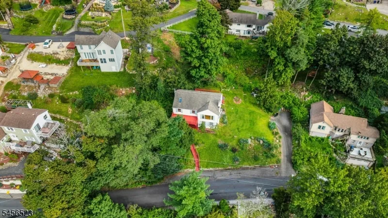 117 Springbrook Trl Sparta, NJ 07871