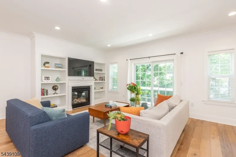 8 Deans Ct #8 Unit 8 Fairfield, NJ 07004