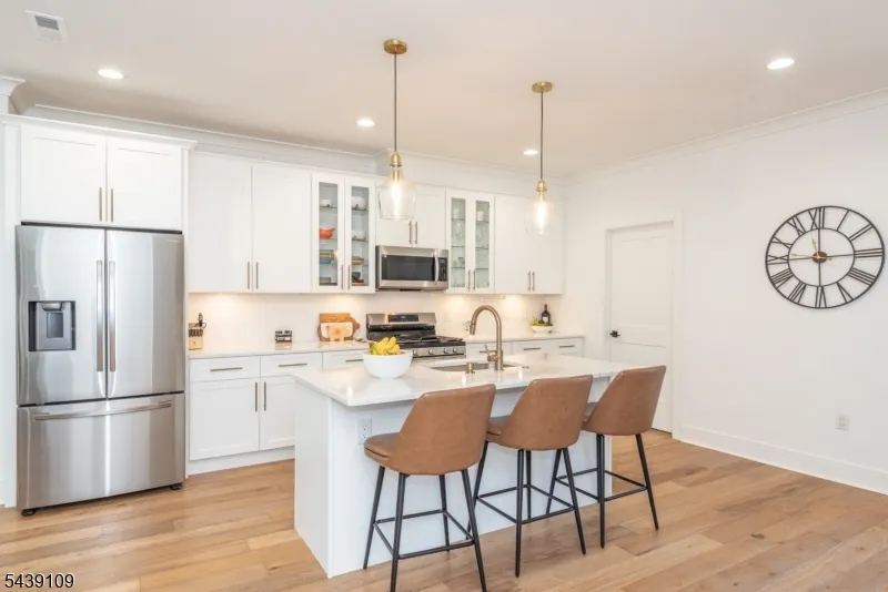 8 Deans Ct #8 Unit 8 Fairfield, NJ 07004
