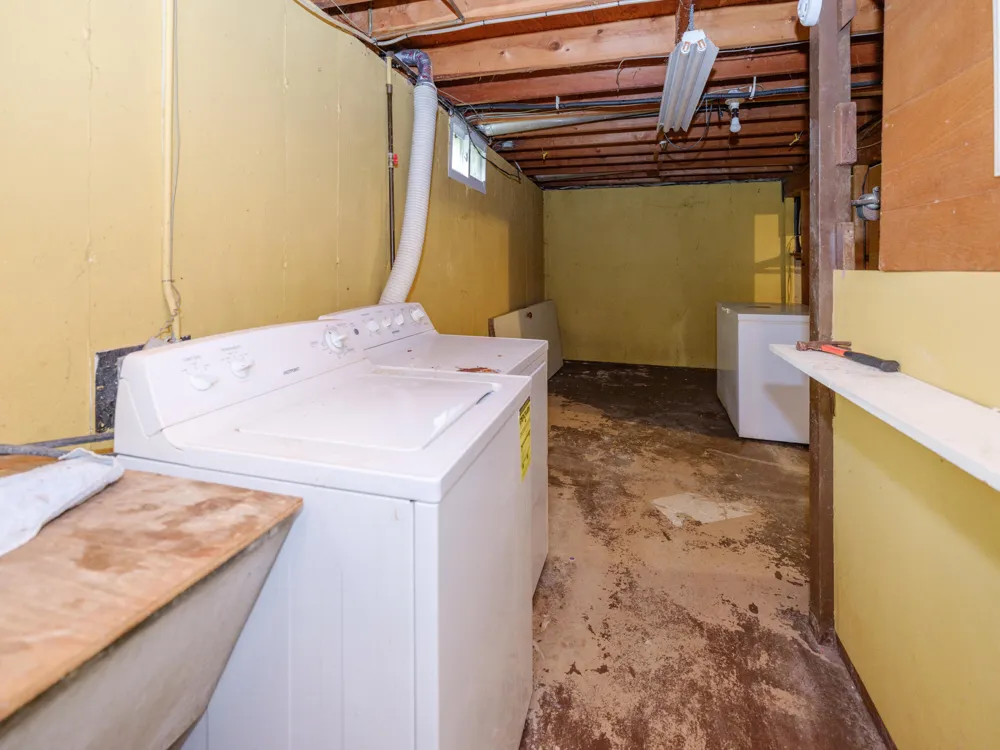 7133 Rockford Street Portage, MI 49024