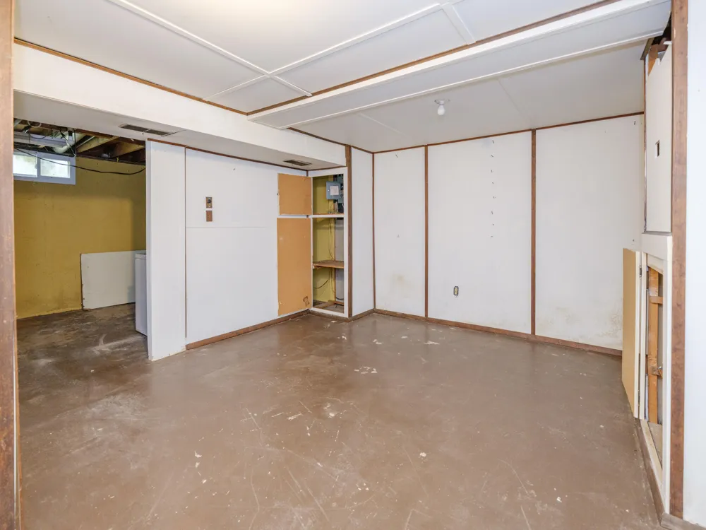 7133 Rockford Street Portage, MI 49024