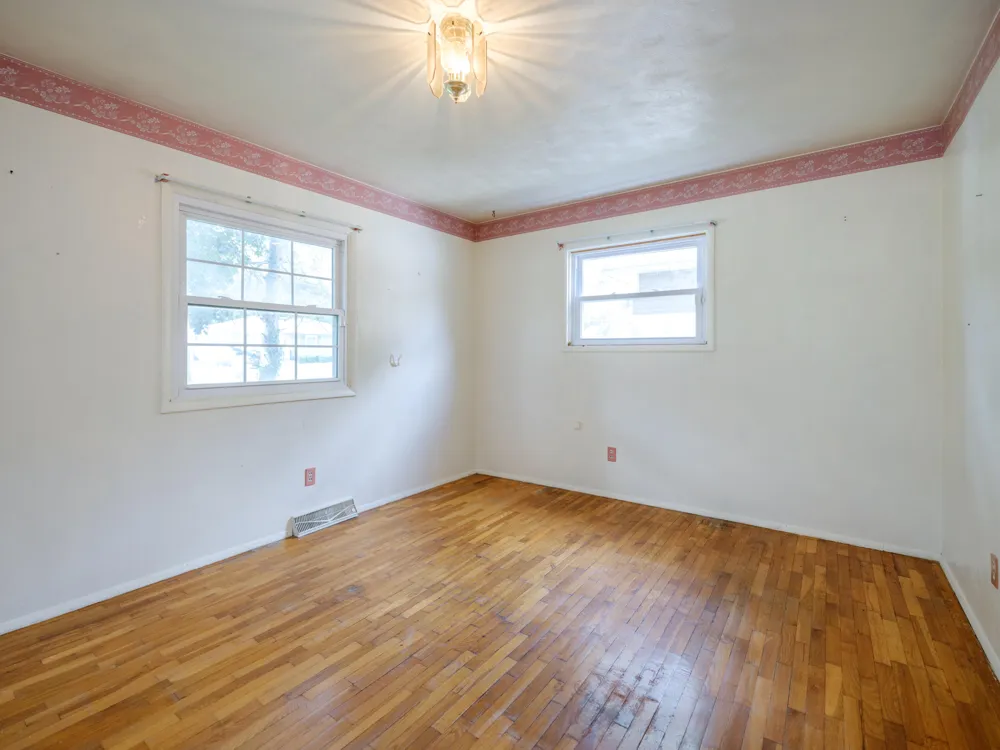 7133 Rockford Street Portage, MI 49024