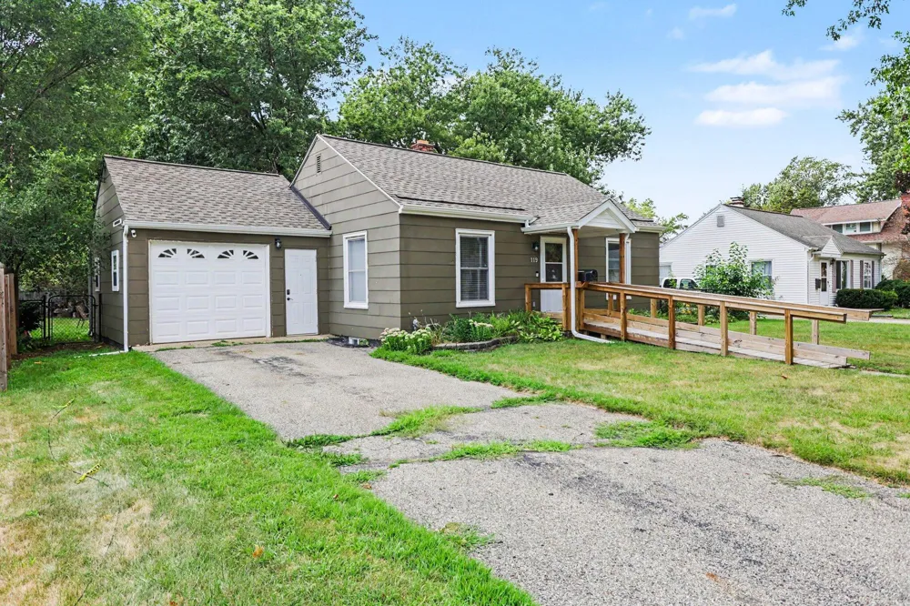 119 24th Street Battle Creek, MI 49015