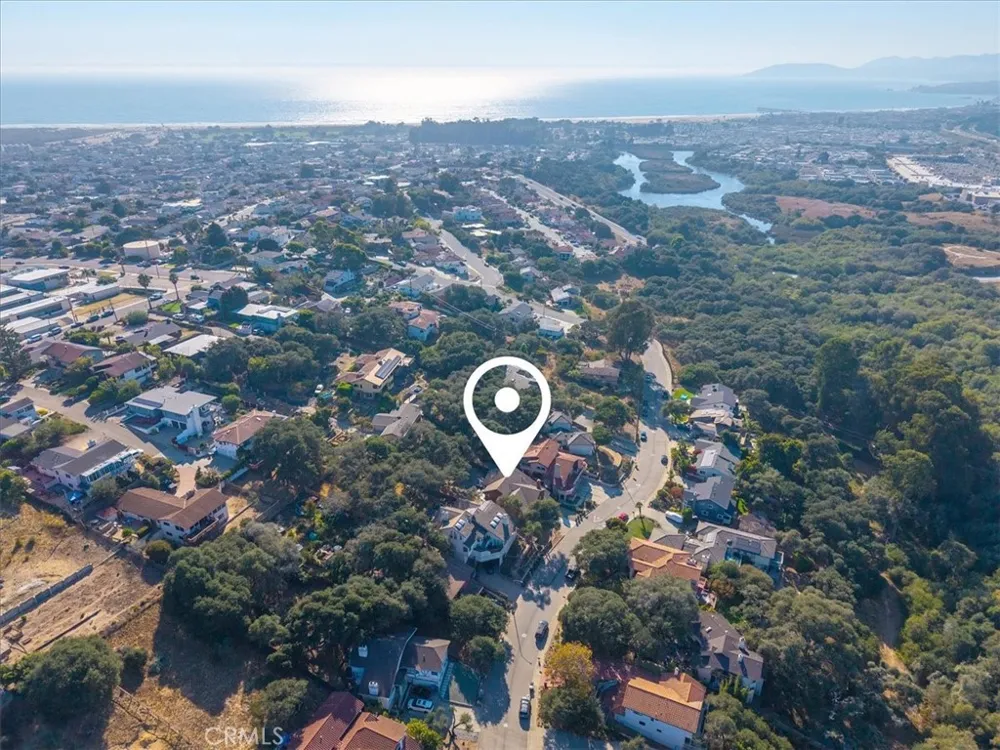 952 Margarita Avenue Grover Beach, CA 93433