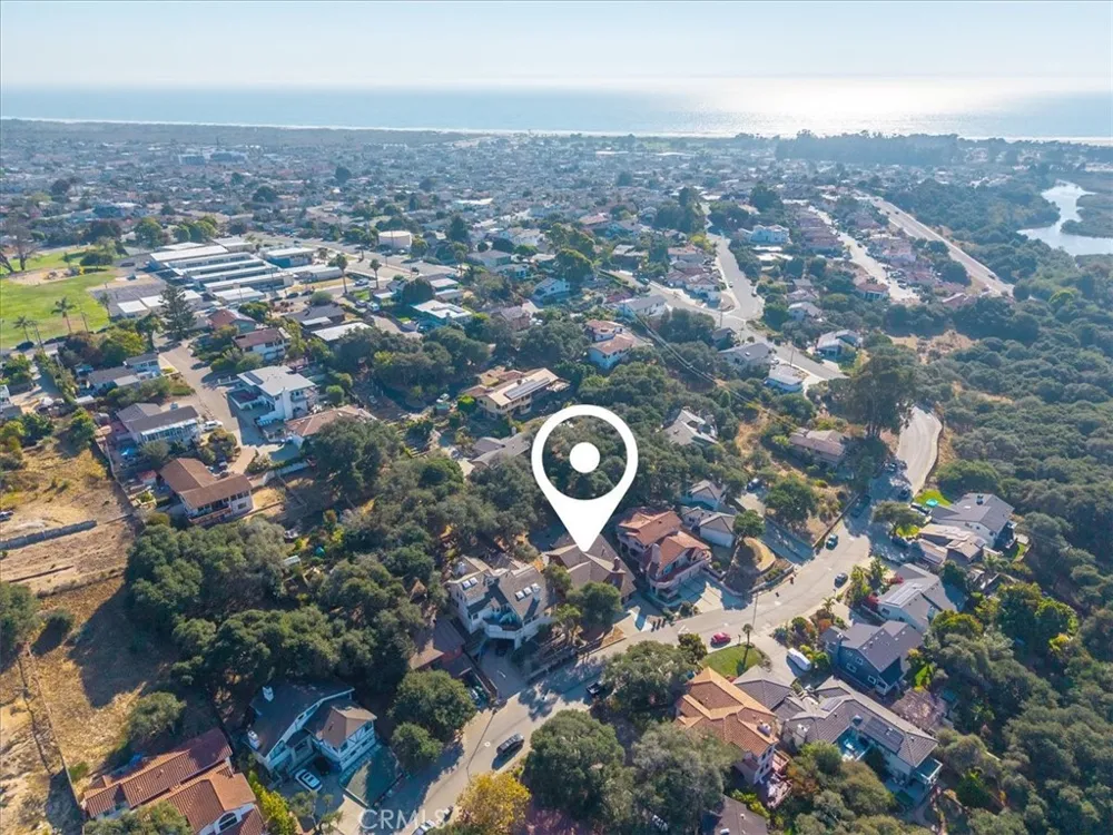 952 Margarita Avenue Grover Beach, CA 93433