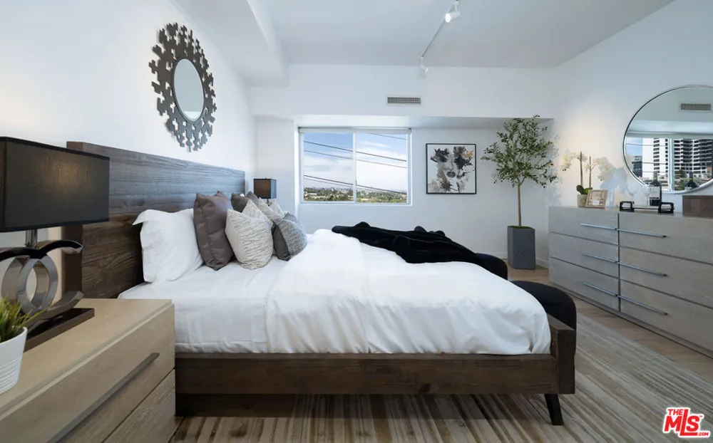 1155 La Cienega Boulevard #508 West Hollywood, CA 90069