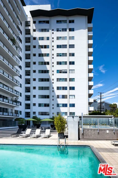 1155 La Cienega Boulevard #508 West Hollywood, CA 90069