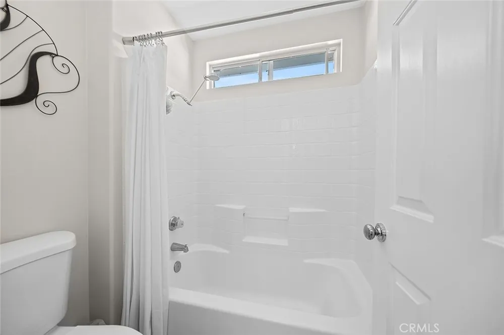 4220 Foxrun Chino Hills, CA 91709