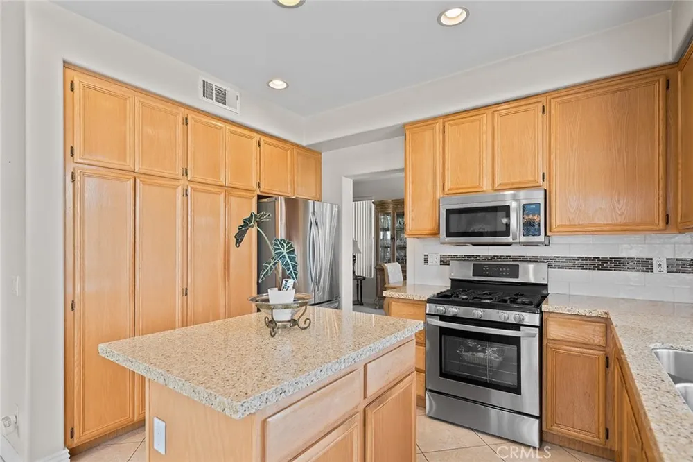 4220 Foxrun Chino Hills, CA 91709