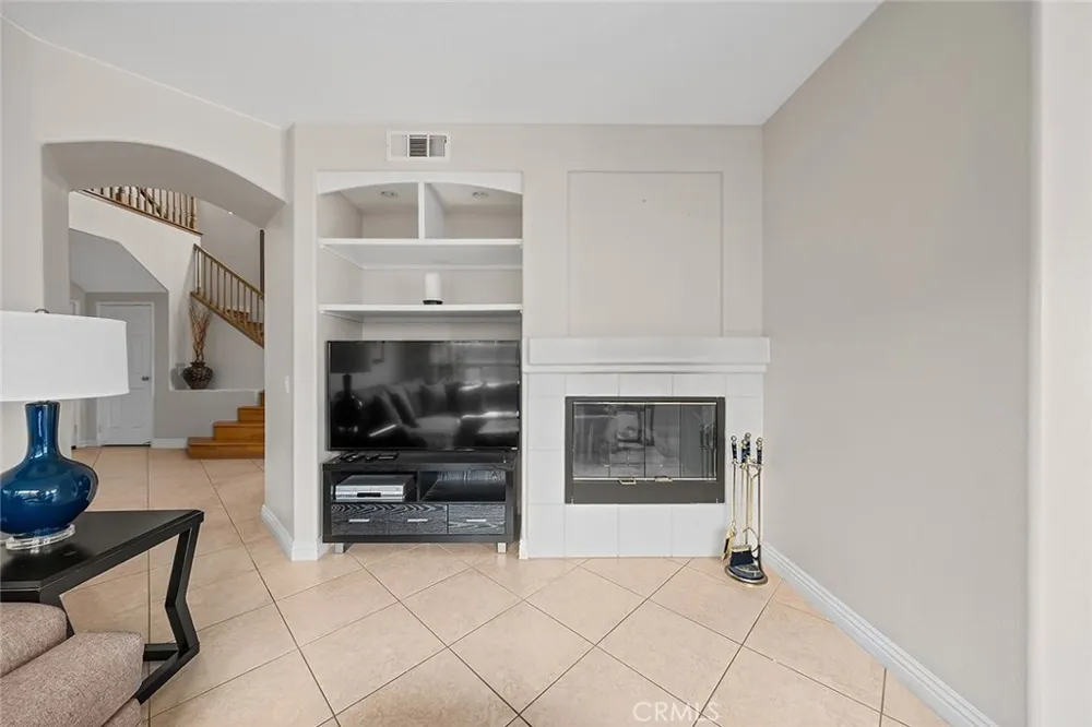 4220 Foxrun Chino Hills, CA 91709
