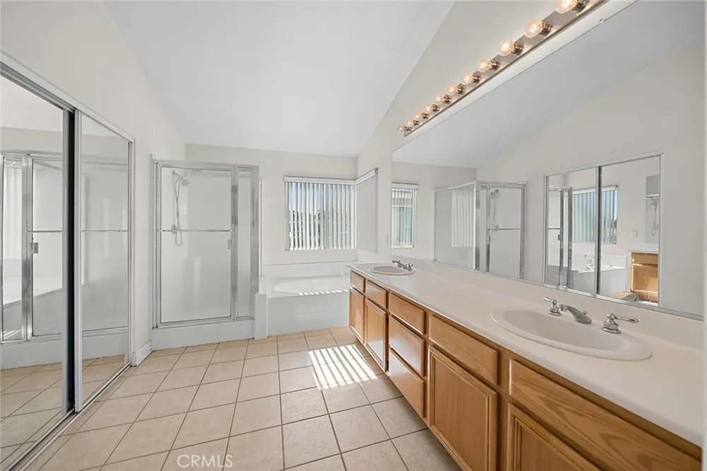 4220 Foxrun Chino Hills, CA 91709