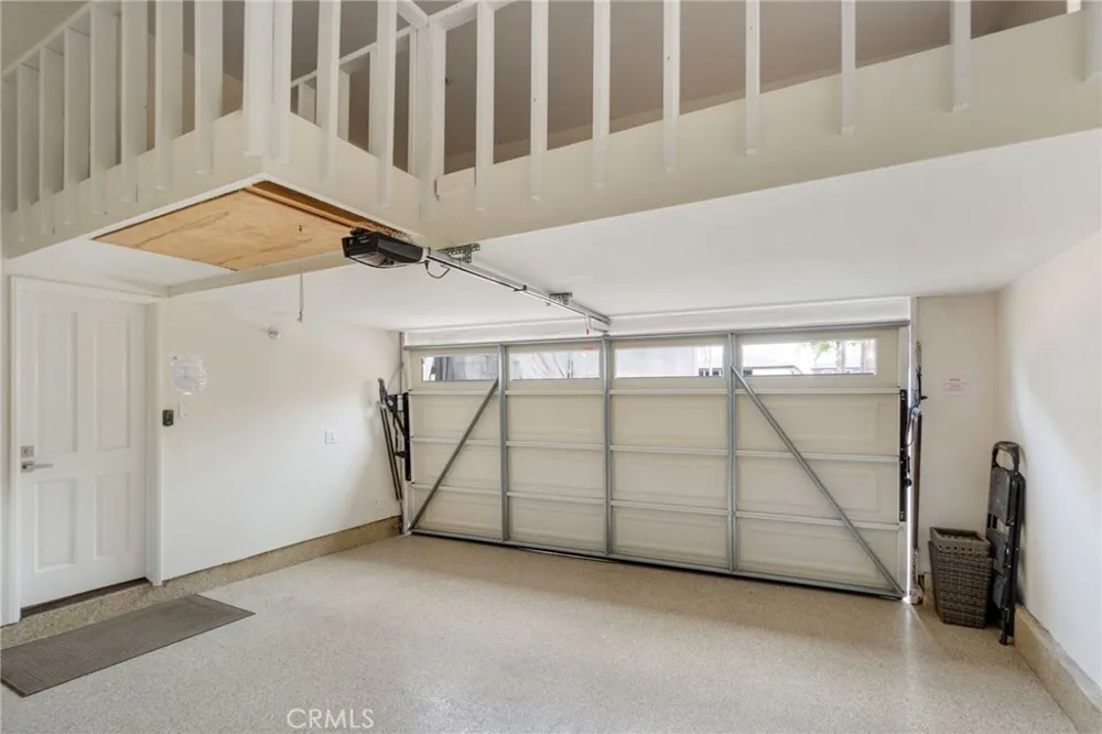 920 E Oceanfront Newport Beach, CA 92661