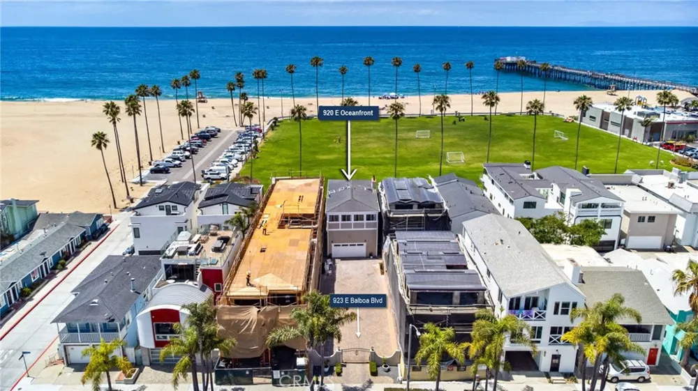 920 E Oceanfront Newport Beach, CA 92661