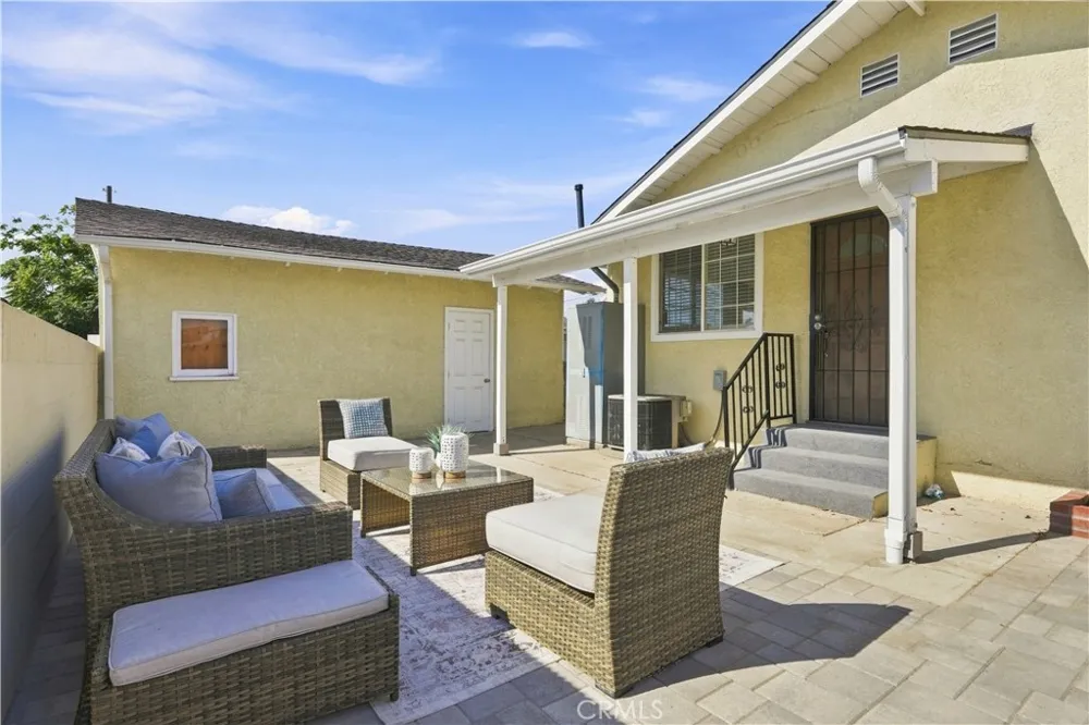 20802 Margaret Carson, CA 90745