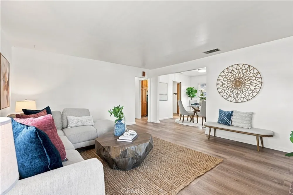 20802 Margaret Carson, CA 90745