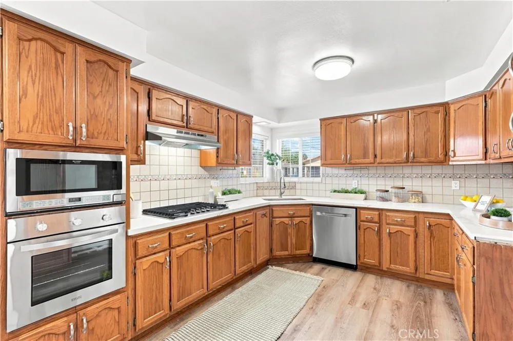 20802 Margaret Carson, CA 90745