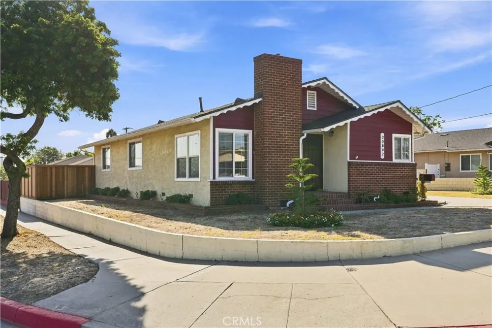 20802 Margaret Carson, CA 90745