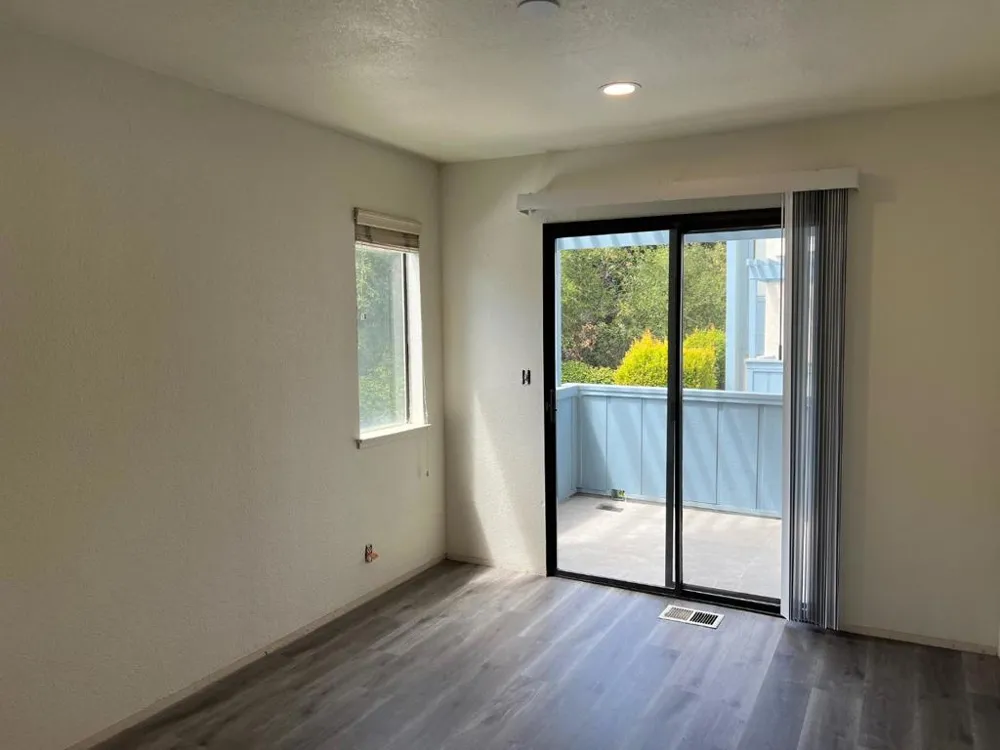 10095 Craft Drive Cupertino, CA 95014