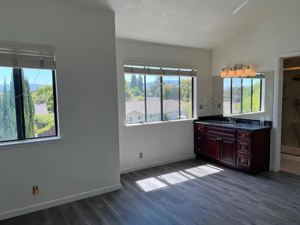 10095 Craft Drive Cupertino, CA 95014