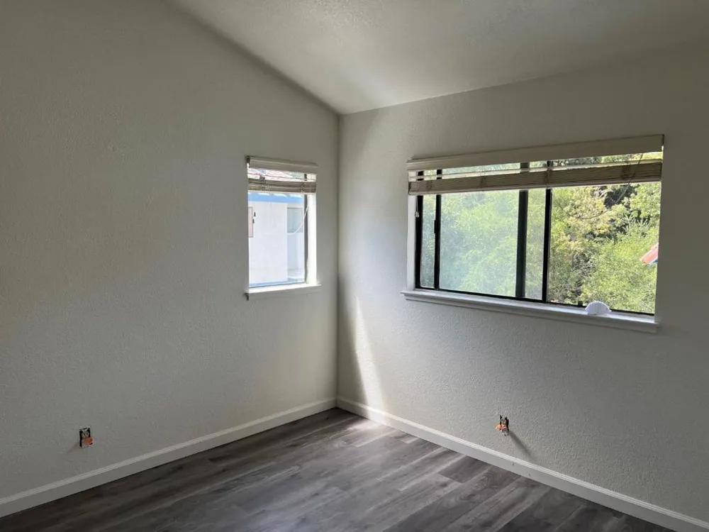 10095 Craft Drive Cupertino, CA 95014