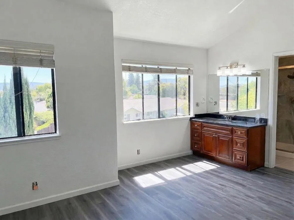10095 Craft Drive Cupertino, CA 95014