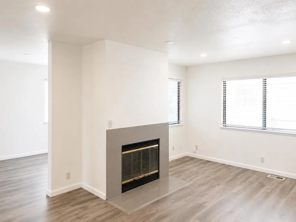 10095 Craft Drive Cupertino, CA 95014