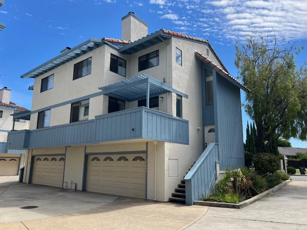 10095 Craft Drive Cupertino, CA 95014
