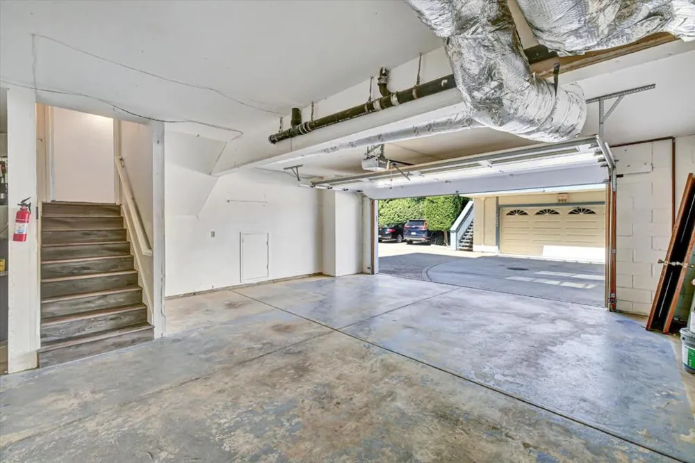 10095 Craft Drive Cupertino, CA 95014