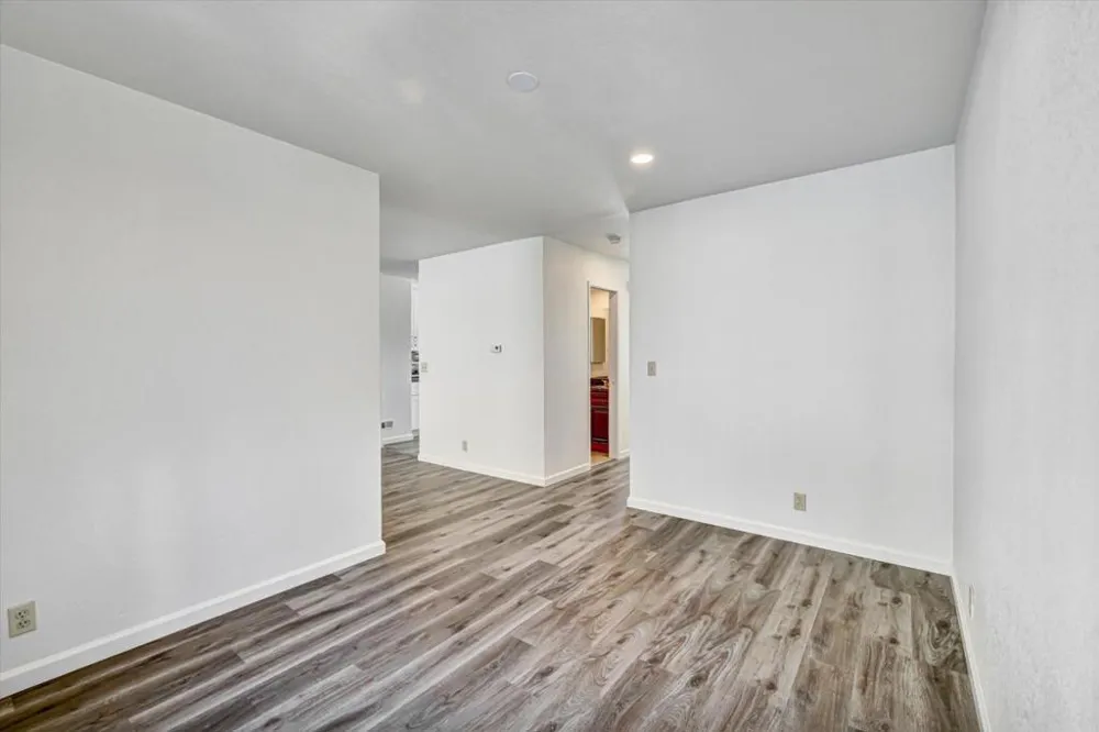 10095 Craft Drive Cupertino, CA 95014